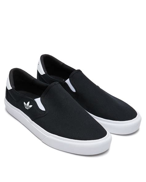 adidas slip-on sneakers men's